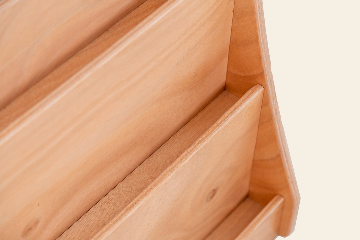 Montessori Bookshelf