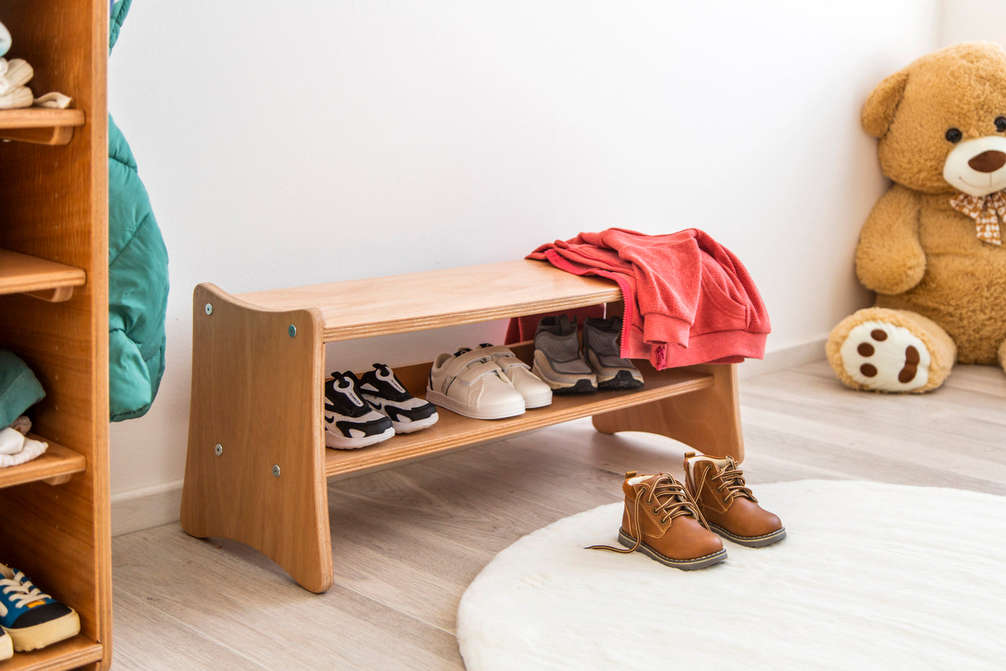 Montessori Shoe Bench